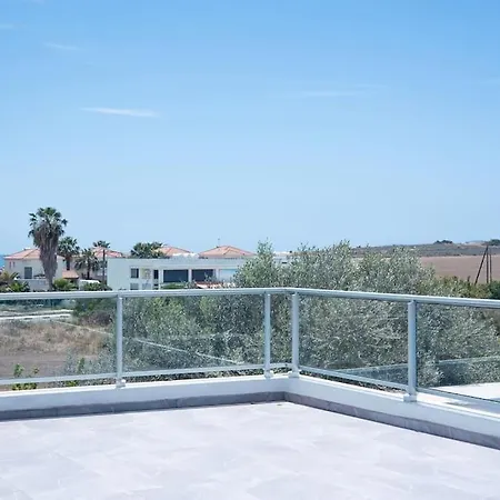 Maestro - Pervolia * Larnaca